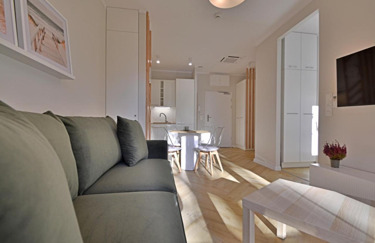 Osiedle Seaside Garden - Apartamenty Bryza Z Garazem, 100M Od Promenady 斯维诺乌伊希切 外观 照片